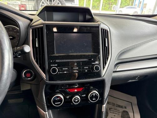 Crystal White Pearl 2023 Subaru Forester Premium