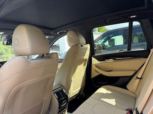 Alpine White 2022 BMW X3 sDrive30i