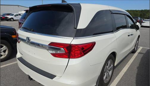 White Diamond Pearl 2019 Honda Odyssey EX-L