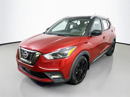 2020 Nissan Kicks SR