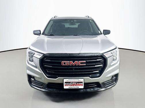 Sterling Metallic 2023 GMC Terrain SLT