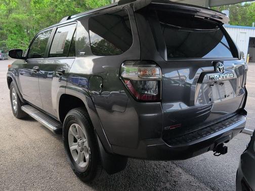 Magnetic Gray Metallic 2023 Toyota 4Runner SR5 Premium