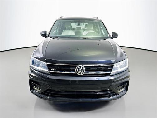 2021 Volkswagen Tiguan 2.0T SE R-Line Black