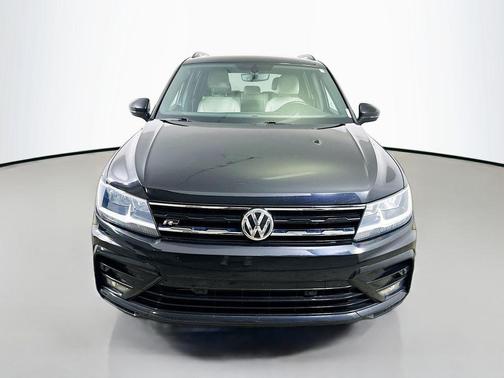 2021 Volkswagen Tiguan 2.0T SE R-Line Black