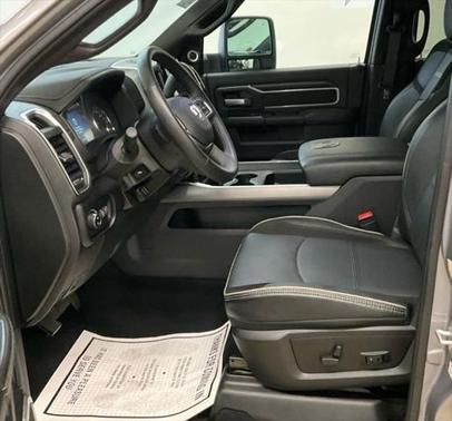 2024 RAM 3500 Laramie Crew Cab 4x4 8' Box