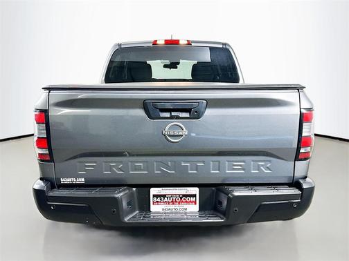 2022 Nissan Frontier S