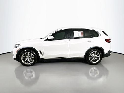 Alpine White 2021 BMW X5 sDrive40i