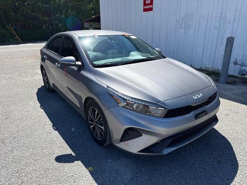 Steel Gray 2024 Kia Forte LXS