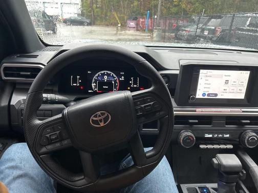 2025 Toyota Tacoma SR5