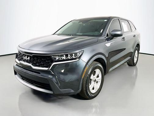 Gravity Grey 2023 Kia Sorento LX