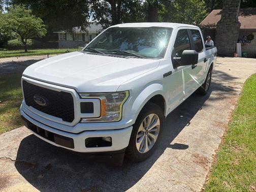 Oxford White 2018 Ford F-150 XL