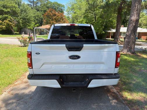 Oxford White 2018 Ford F-150 XL