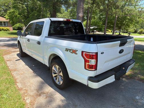 Oxford White 2018 Ford F-150 XL