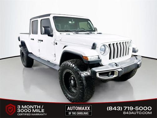 Bright White Clearcoat 2021 Jeep Gladiator Overland