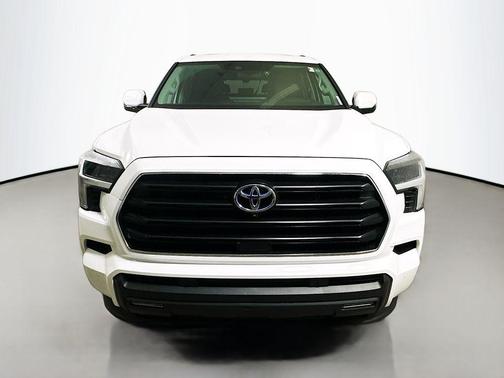2023 Toyota Sequoia SR5