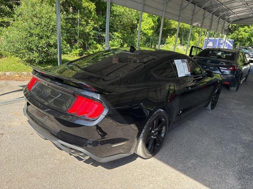 Shadow Black 2022 Ford Mustang GT