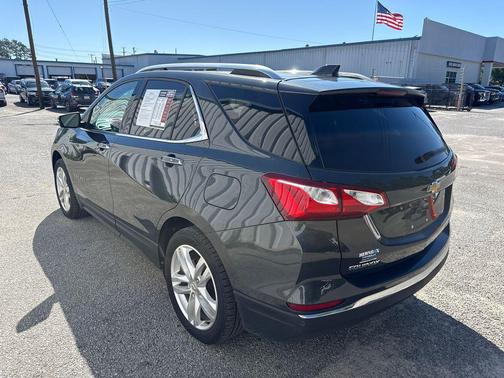 Nightfall Gray Metallic 2018 Chevrolet Equinox Premier