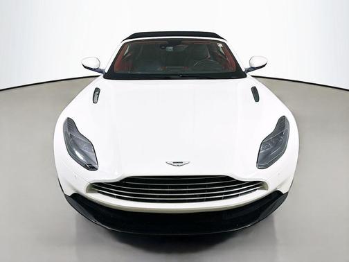 2019 Aston Martin DB11 Volante