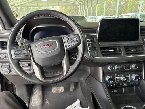 2023 GMC Yukon 4WD AT4