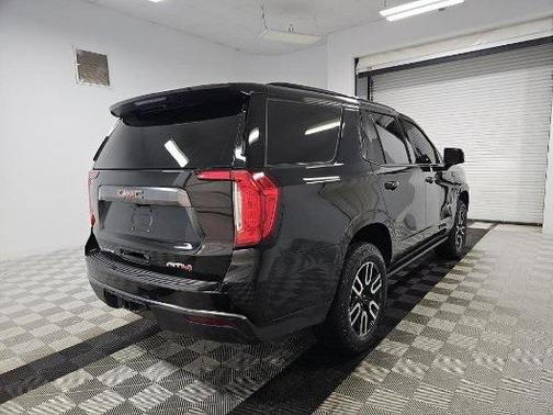 2023 GMC Yukon 4WD AT4