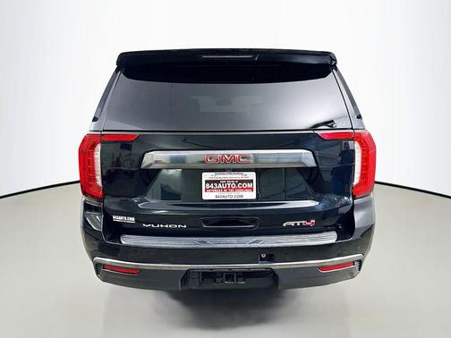 2023 GMC Yukon 4WD AT4