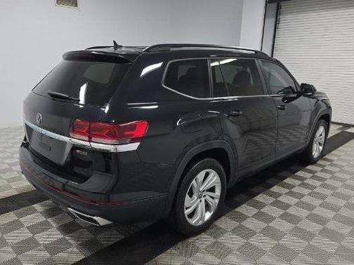 2021 Volkswagen Atlas 2.0T SE w/Technology 4MOTION