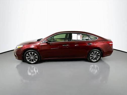 2017 Toyota Avalon XLE Plus