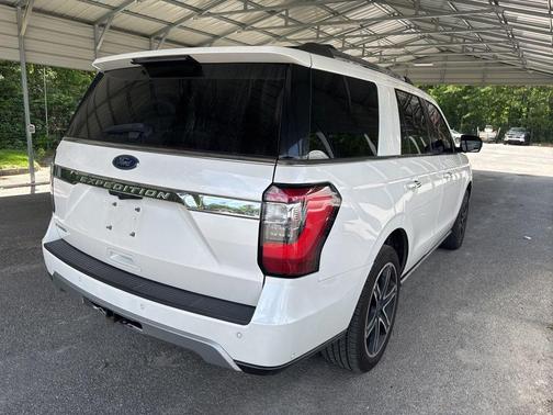 White Platinum Metallic Tri-Coat 2019 Ford Expedition Limited