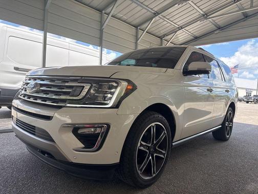 White Platinum Metallic Tri-Coat 2019 Ford Expedition Limited