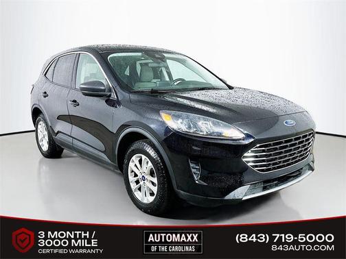 Agate Black Metallic 2022 Ford Escape SE