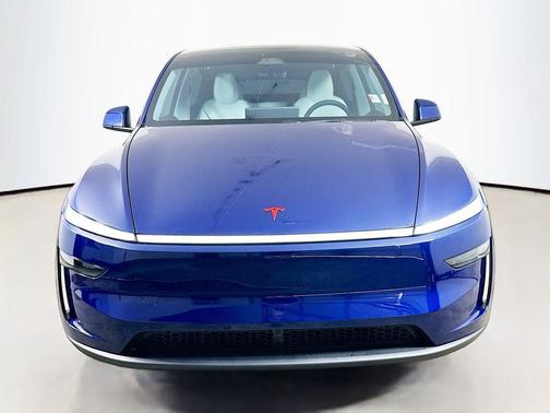 Deep Blue Metallic 2026 Tesla Model Y Premium Rear-Wheel Drive