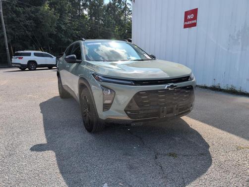 Cacti Green 2025 Chevrolet Trax FWD ACTIV