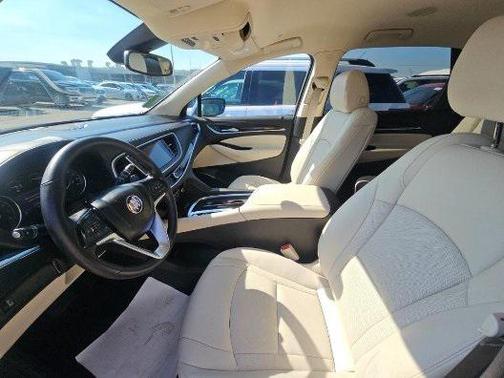 2023 Buick Enclave Essence FWD
