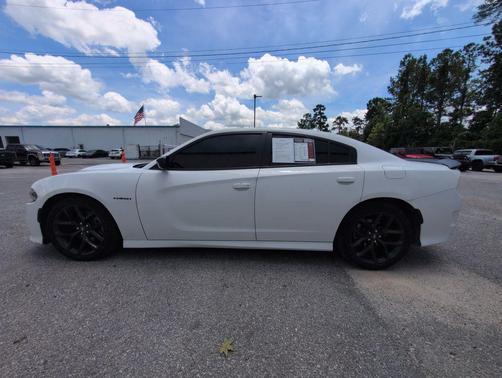 White Knuckle Clearcoat 2022 Dodge Charger R/T