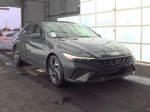 2025 Hyundai ELANTRA Sport