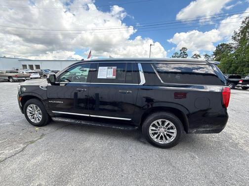 Onyx Black 2021 GMC Yukon XL SLT