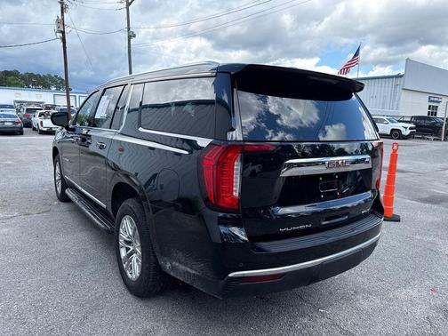 Onyx Black 2021 GMC Yukon XL SLT