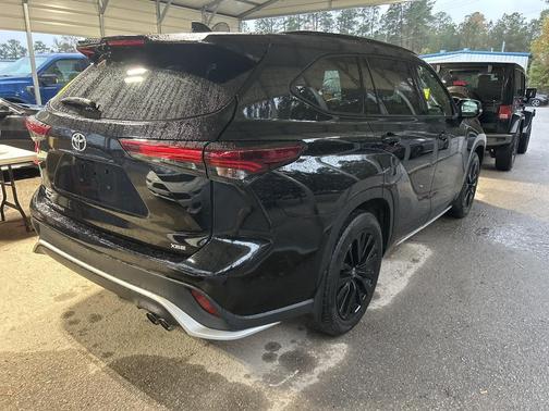 2024 Toyota Highlander XSE