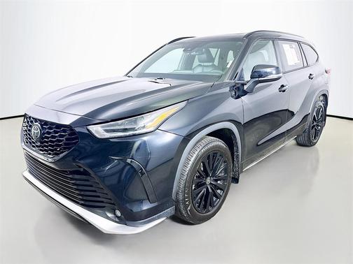 2024 Toyota Highlander XSE