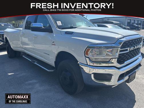 2022 RAM 3500 Big Horn Crew Cab 4x4 8' Box