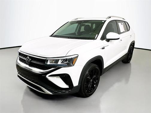 2023 Volkswagen Taos 1.5T SE