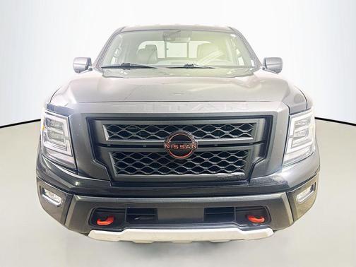 2024 Nissan Titan PRO-4X