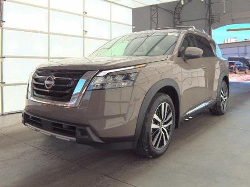 2024 Nissan Pathfinder Platinum 4WD