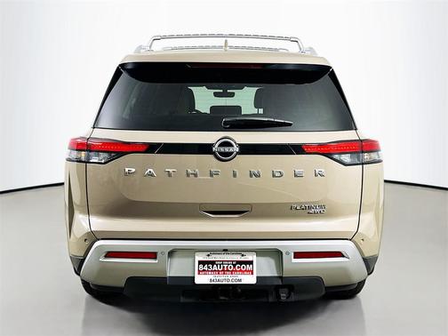 2024 Nissan Pathfinder Platinum 4WD