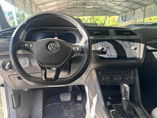 2018 Volkswagen Tiguan 2.0T SEL