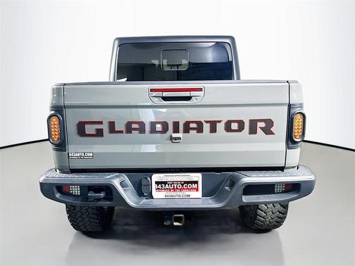 2021 Jeep Gladiator Willys 4x4