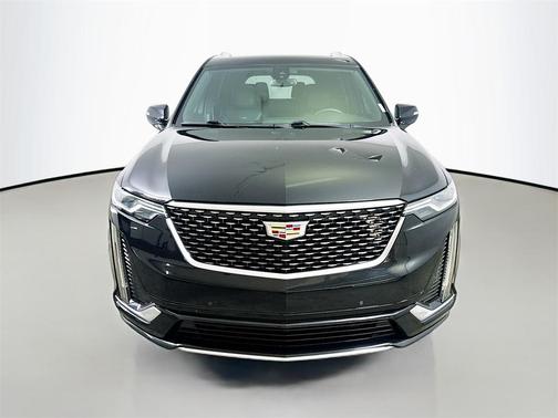 2021 Cadillac XT6 Luxury FWD