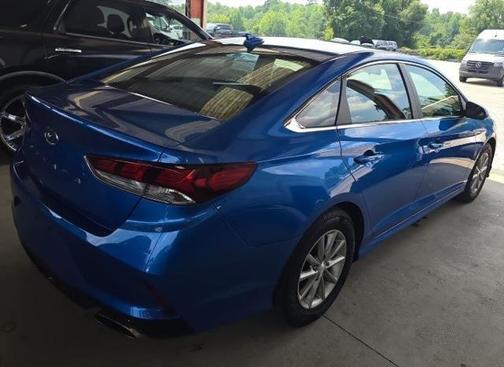 2018 Hyundai SONATA SE