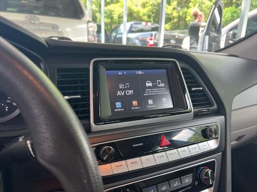 2018 Hyundai SONATA SE