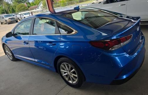 2018 Hyundai SONATA SE